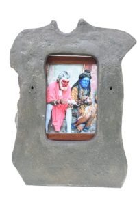 The Photo Frame in Fibre Glass, 50*3.5*23 Inches